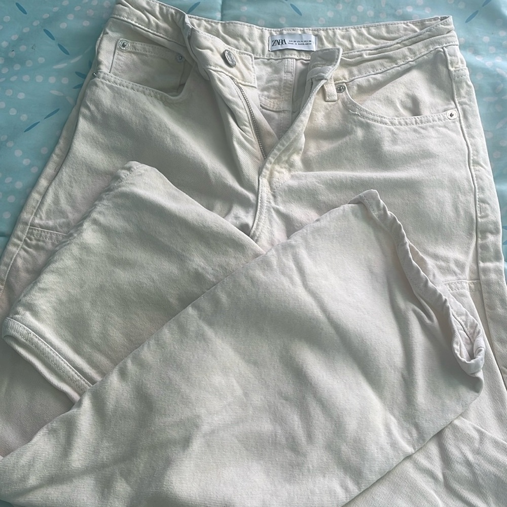Zara Baby Yellow Straight Leg Jeans (Size: 4)